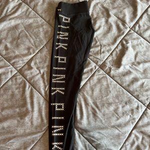 Women’s VS Pink Yoga leggings